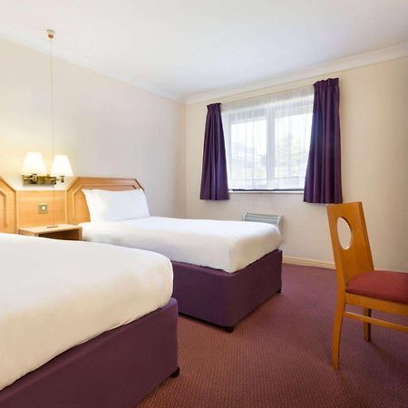 Days Inn Southampton Rownhams Chilworth  Bagian luar foto