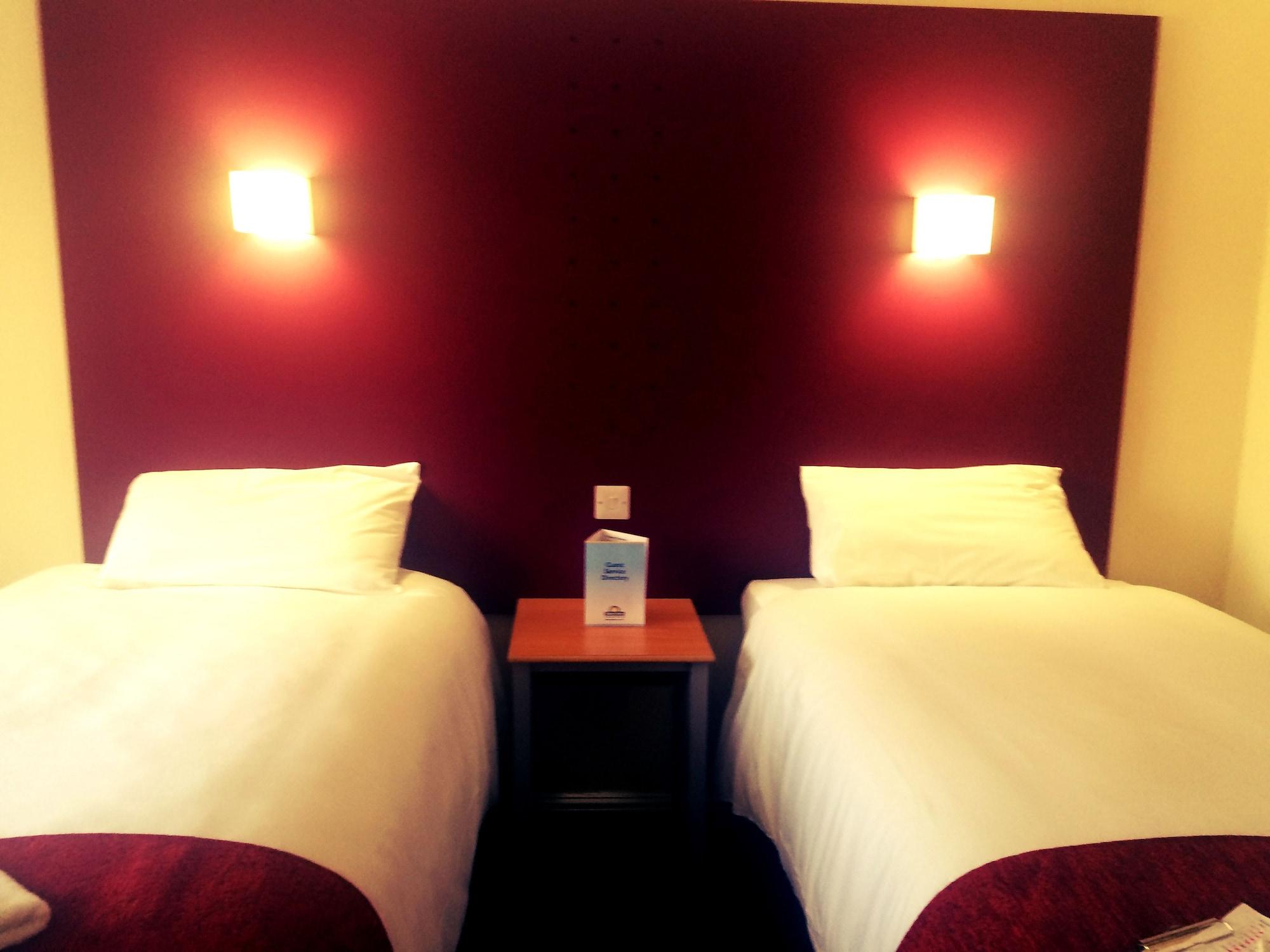 Days Inn Southampton Rownhams Chilworth  Bagian luar foto