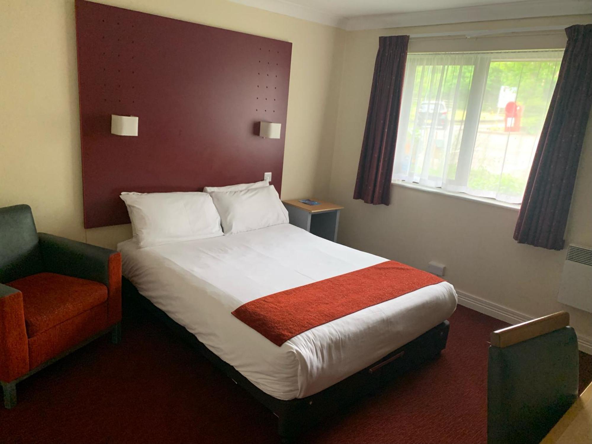 Days Inn Southampton Rownhams Chilworth  Bagian luar foto
